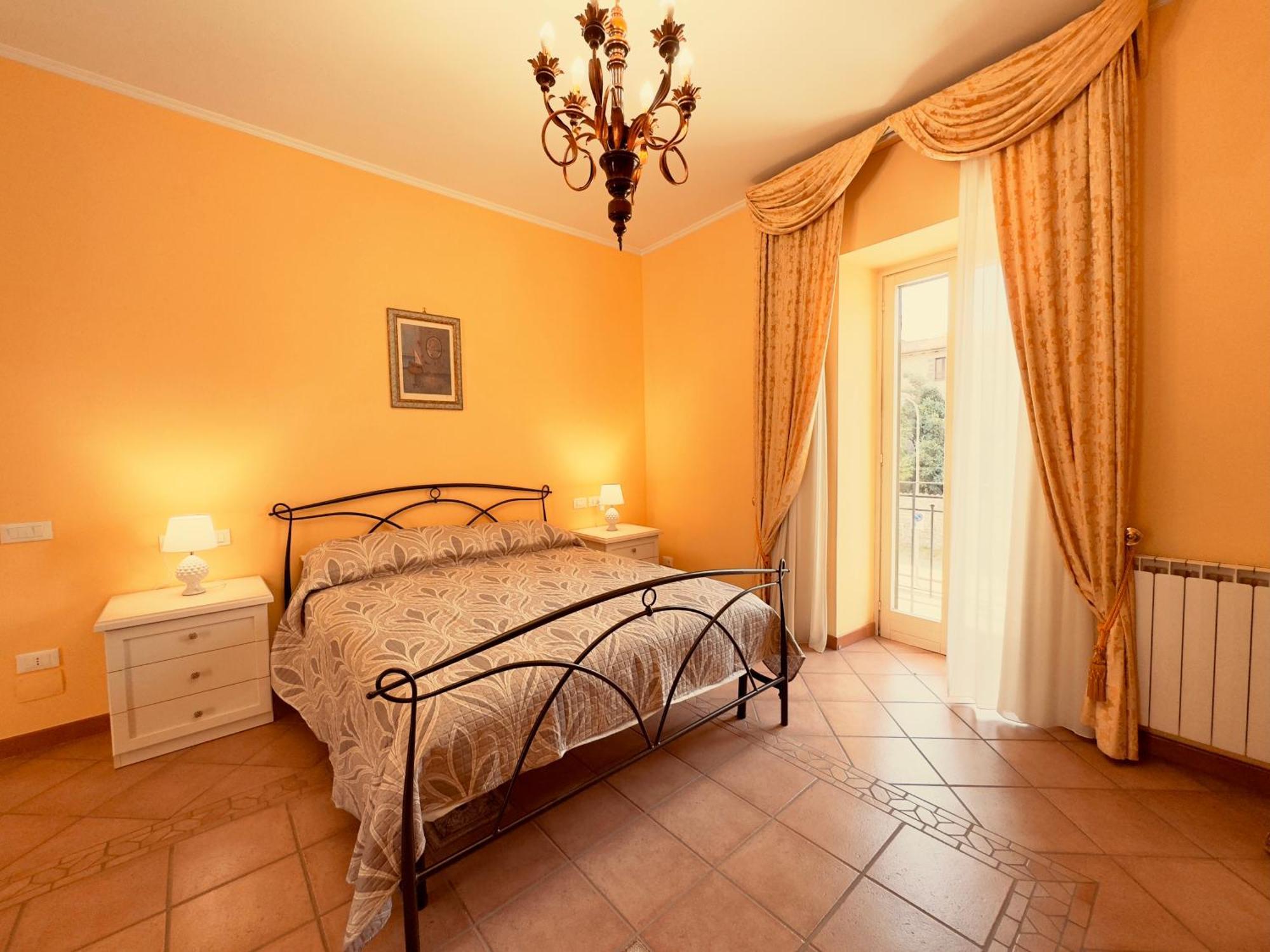 Casa Pepe - Fondi Vertice Rooms Exterior foto